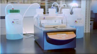 Lecteur et laveur de microplaques ELISA