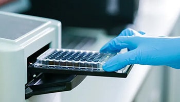 microplate reader