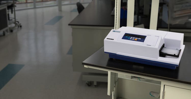 Lecteur de plaques multimode SpectraMax M Series